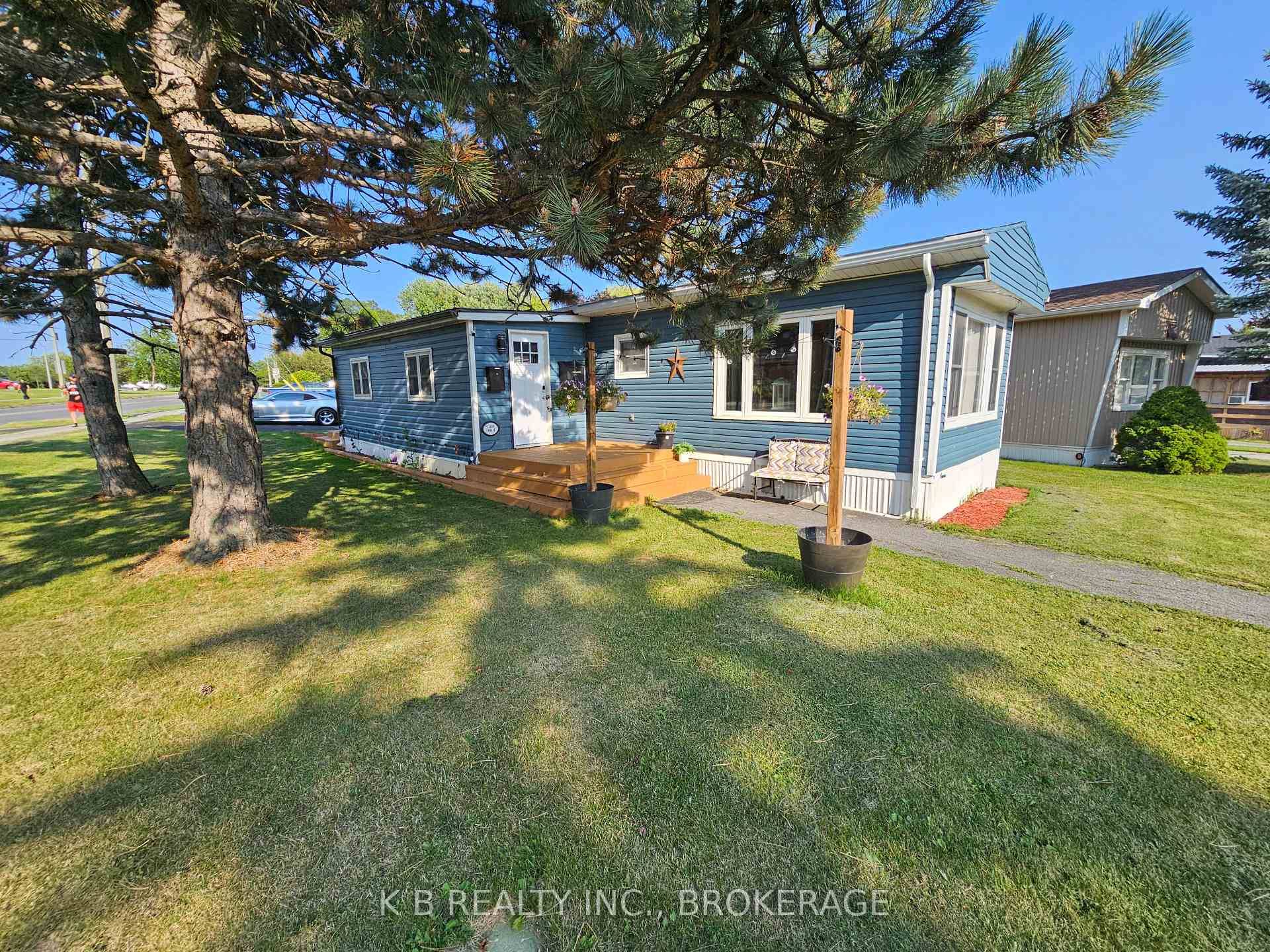 Come view this updated 2 bedroom mobile home with many upgrades !