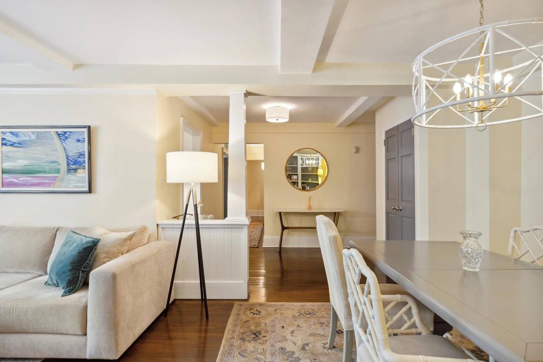 140 East 28th Street, Residence 2EF Refined Pre War Elegance at the Intersection of Gramercy, NoMad amp ; Kips Bay Gracious, grand, and impeccably reimagined Residence 2EF at 140 East ...