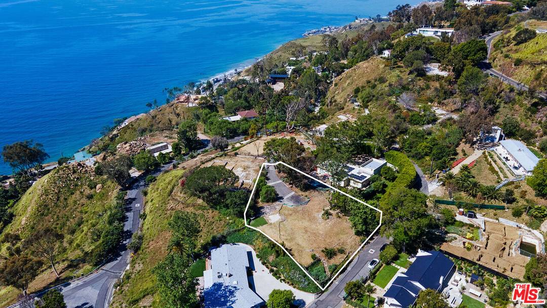 20572 Little Rock Way Malibu La
