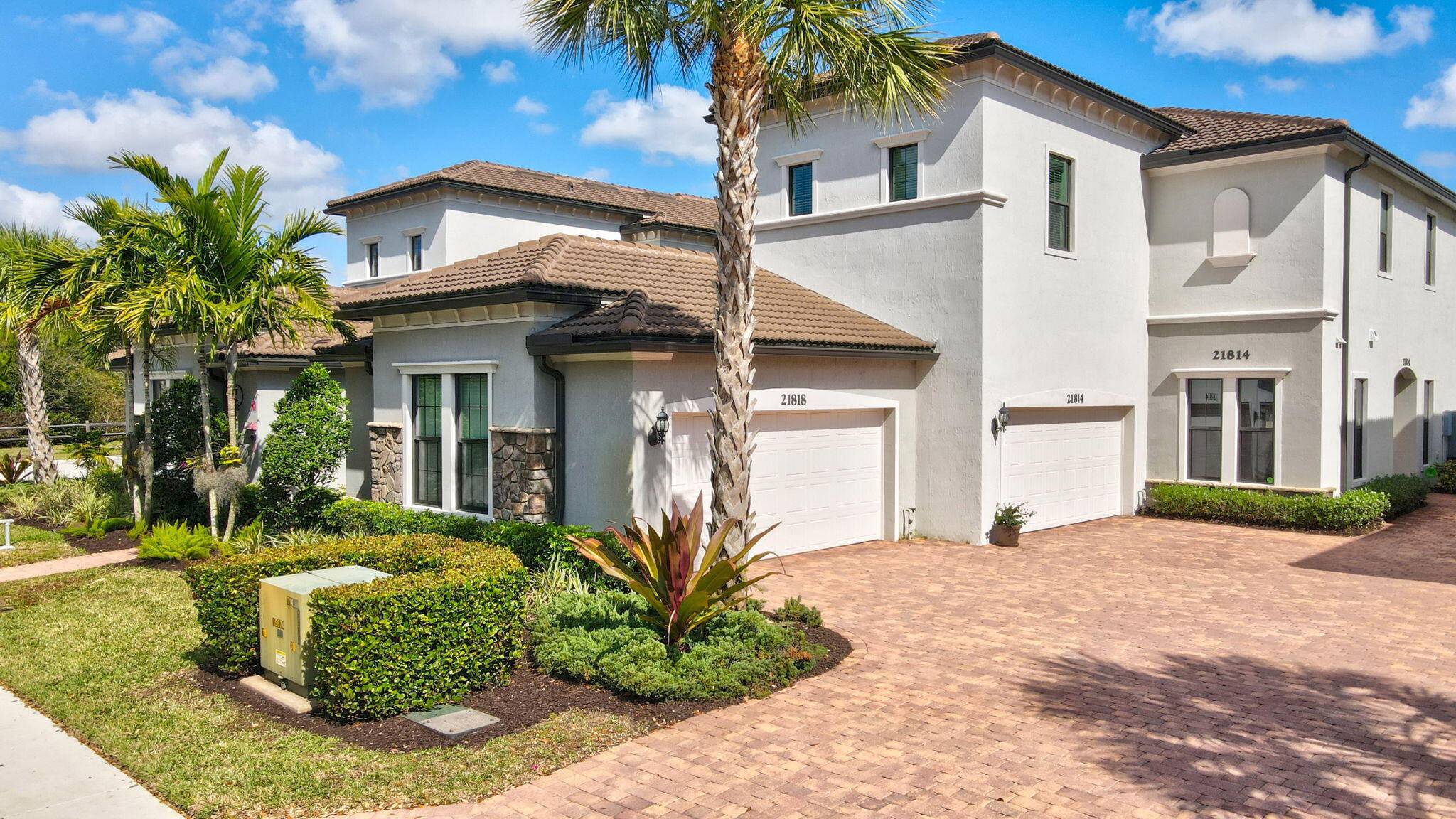 Exquisite home in a Premier 55 community !
