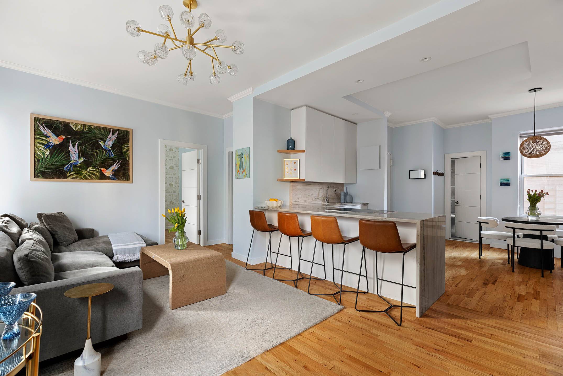 Welcome to Residence 8CD at 26 Gramercy Park South, a beautifully renovated two bedroom, two bath home in one of Manhattan s most coveted neighborhoods.