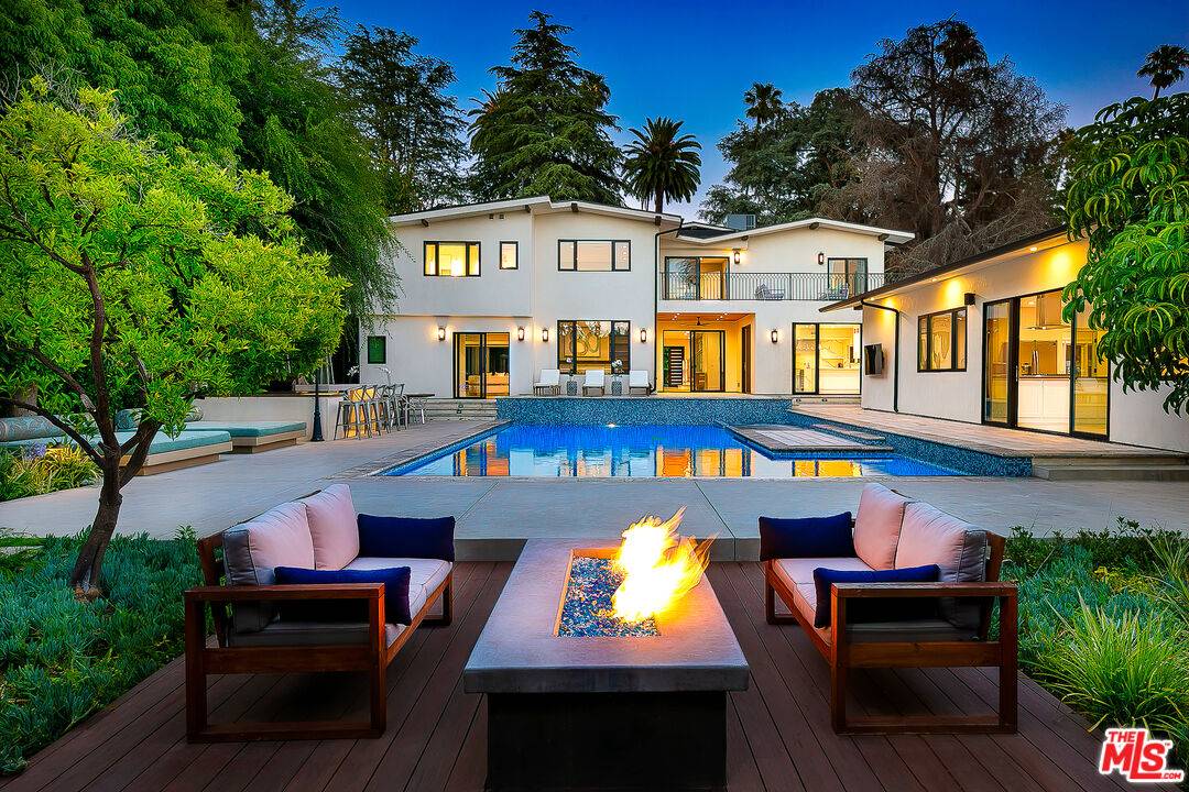 721 N Beverly Dr 5BR Beverly Hills Post Office | B.H.P.O. La