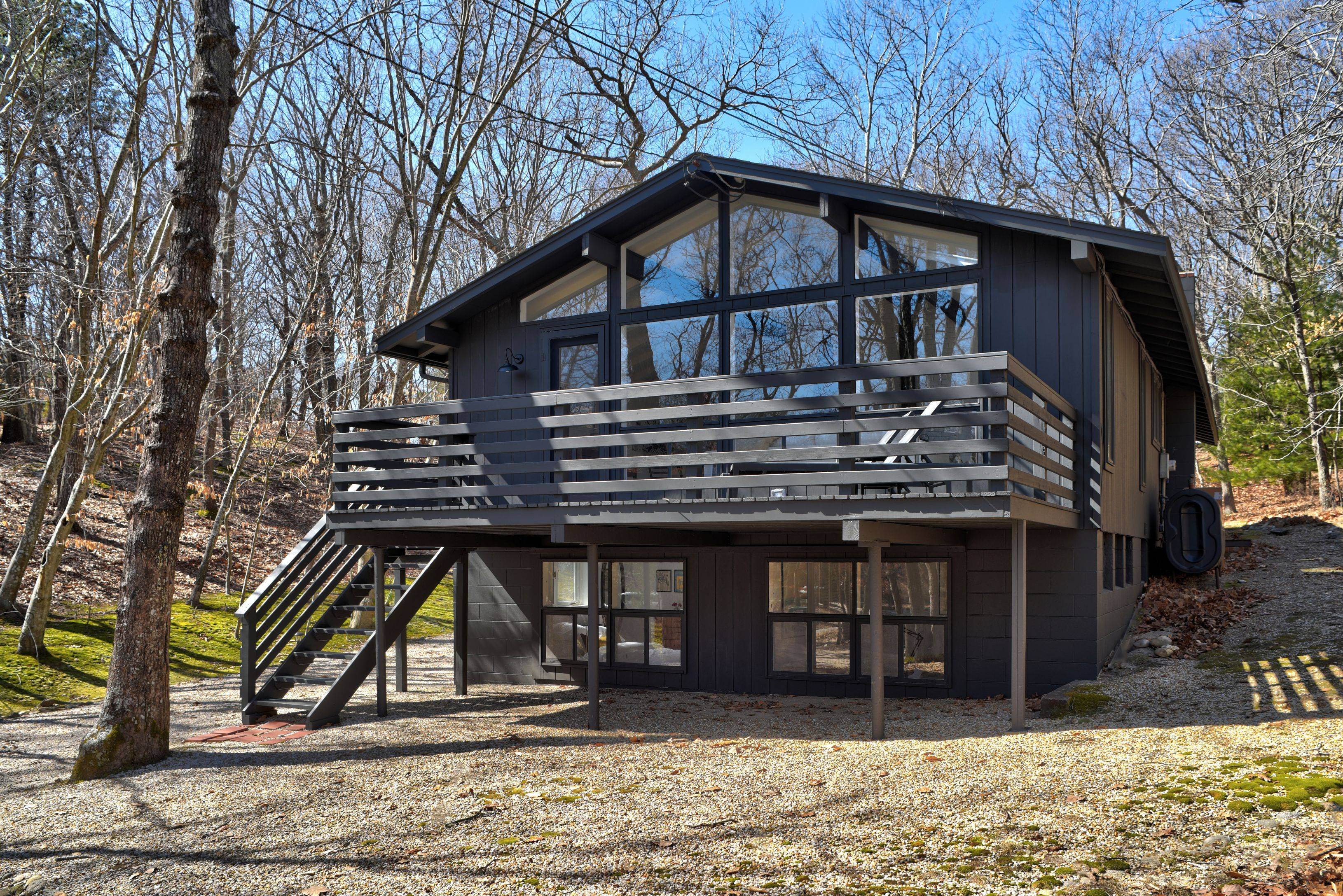Freshly renovated two story East Hampton Homes!