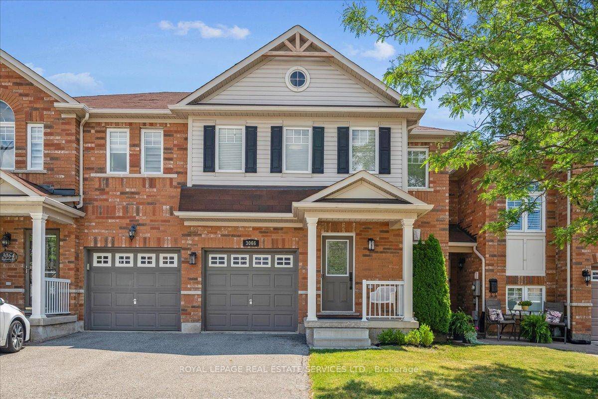 Located in Oakville's desirable Bronte Creek, this well maintained 3 bedroom, 2 1 2 bathroom Freehold Townhome offers modern design, comfortable living space and a functional layout ideal for families, ...