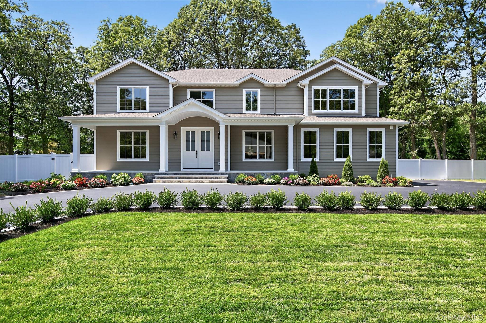 Luxurious New Construction by prominent builder !