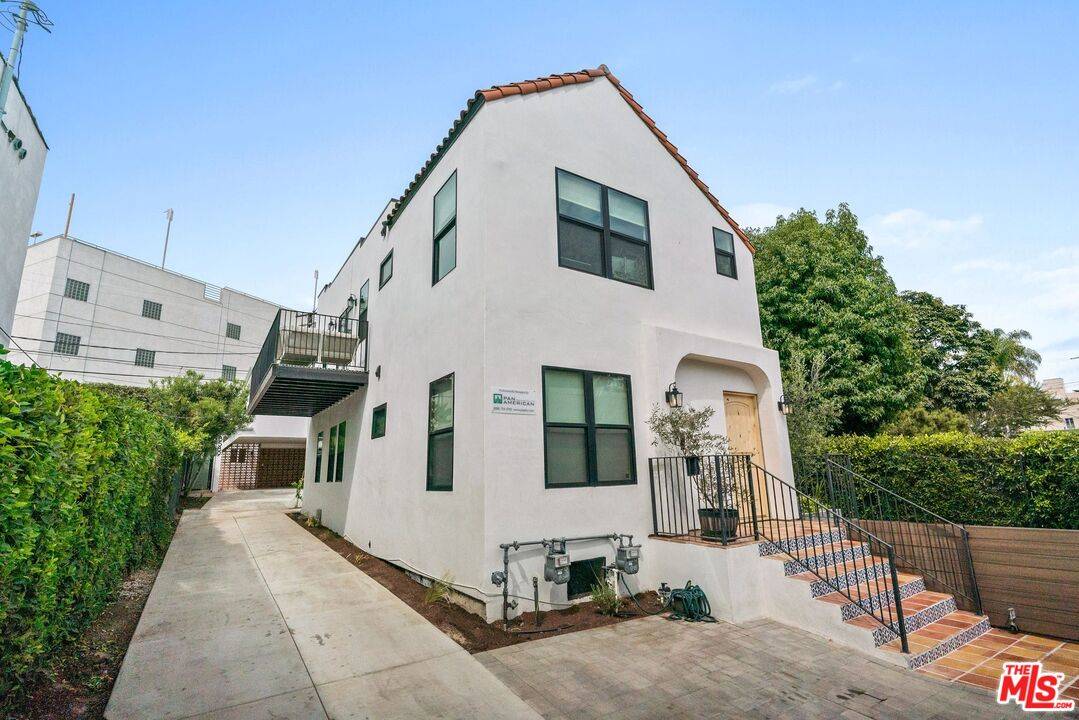 8587   Rugby Dr 7BR Sunset Strip La