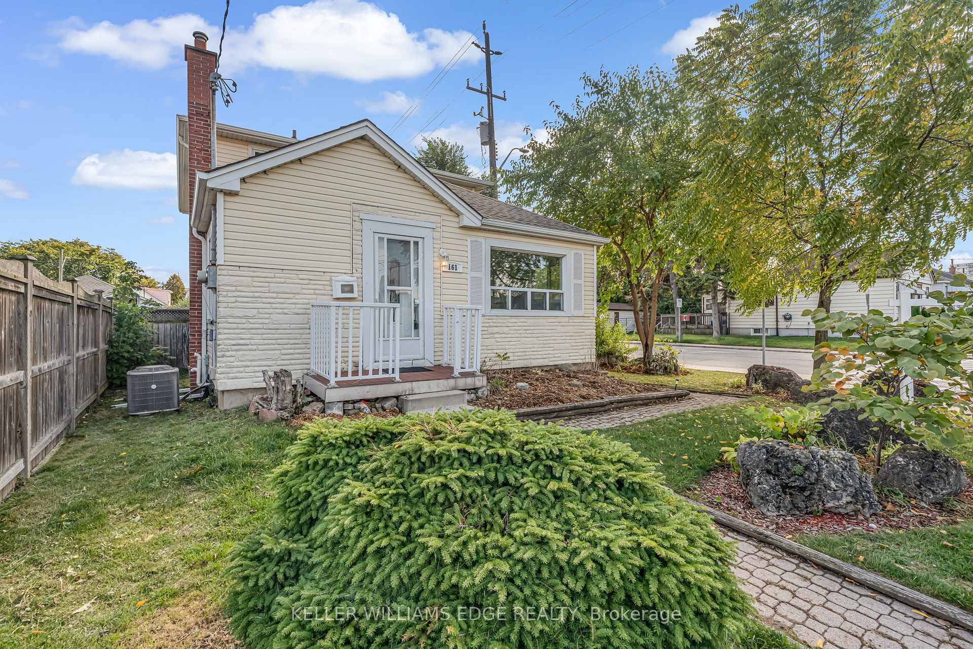 Bright and spacious 4 bedroom, 3 bathroom home situated on a desirable corner lot in a family friendly neighbourhood of East Hamilton, just minutes from schools, parks, shopping, and highway ...