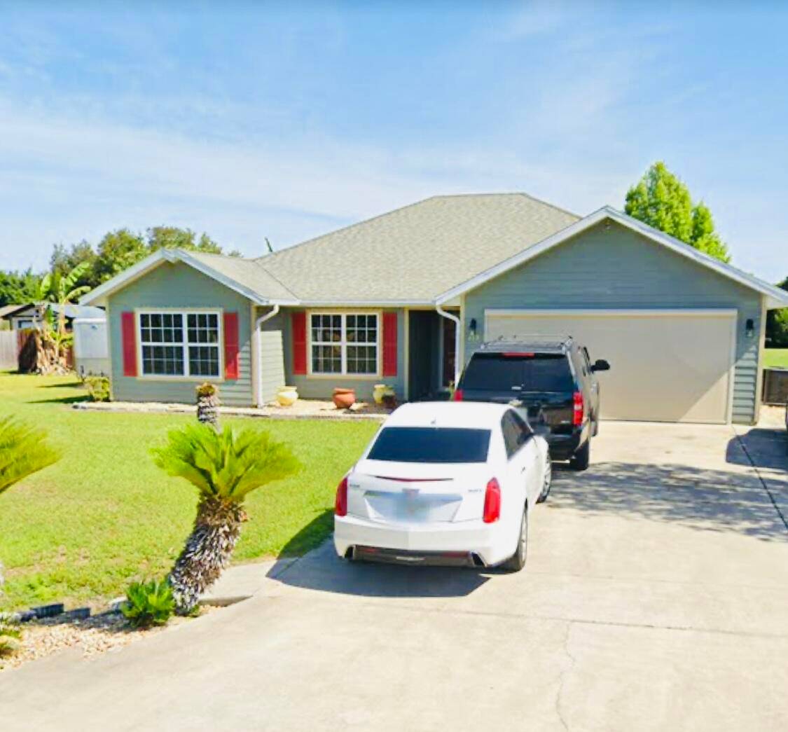Beautiful 2500 sq. ft. home situated on a half acre lot in the Country Side Estates subdivision of Lake City, FL Columbia County.