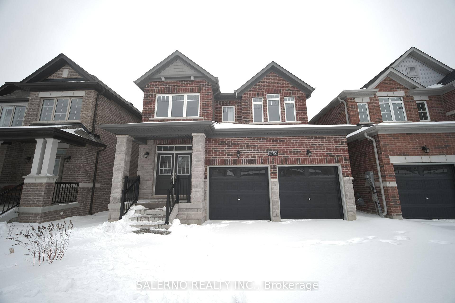Beautiful 4 Bedroom, 3 Bathroom Home In Desirable Bel Aire Shores !