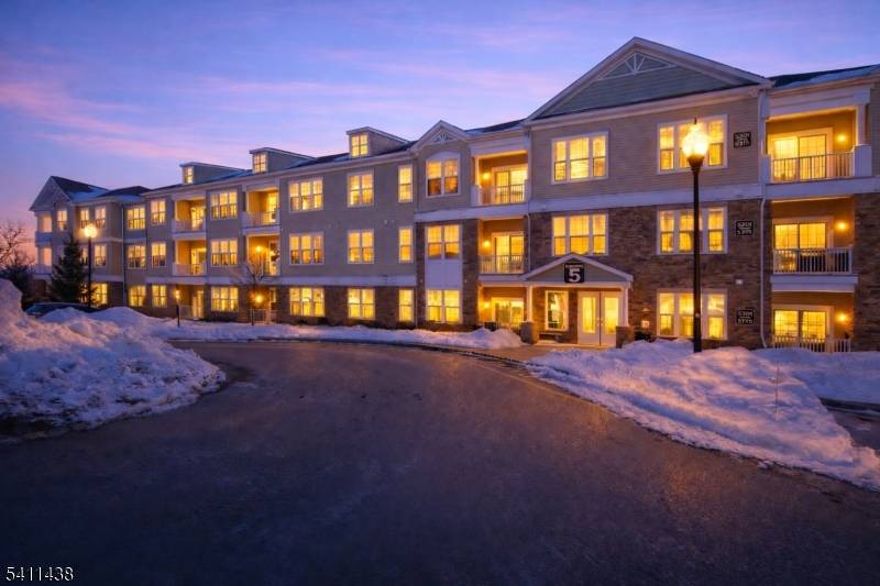 Welcome to 5301 Veterans Drive.