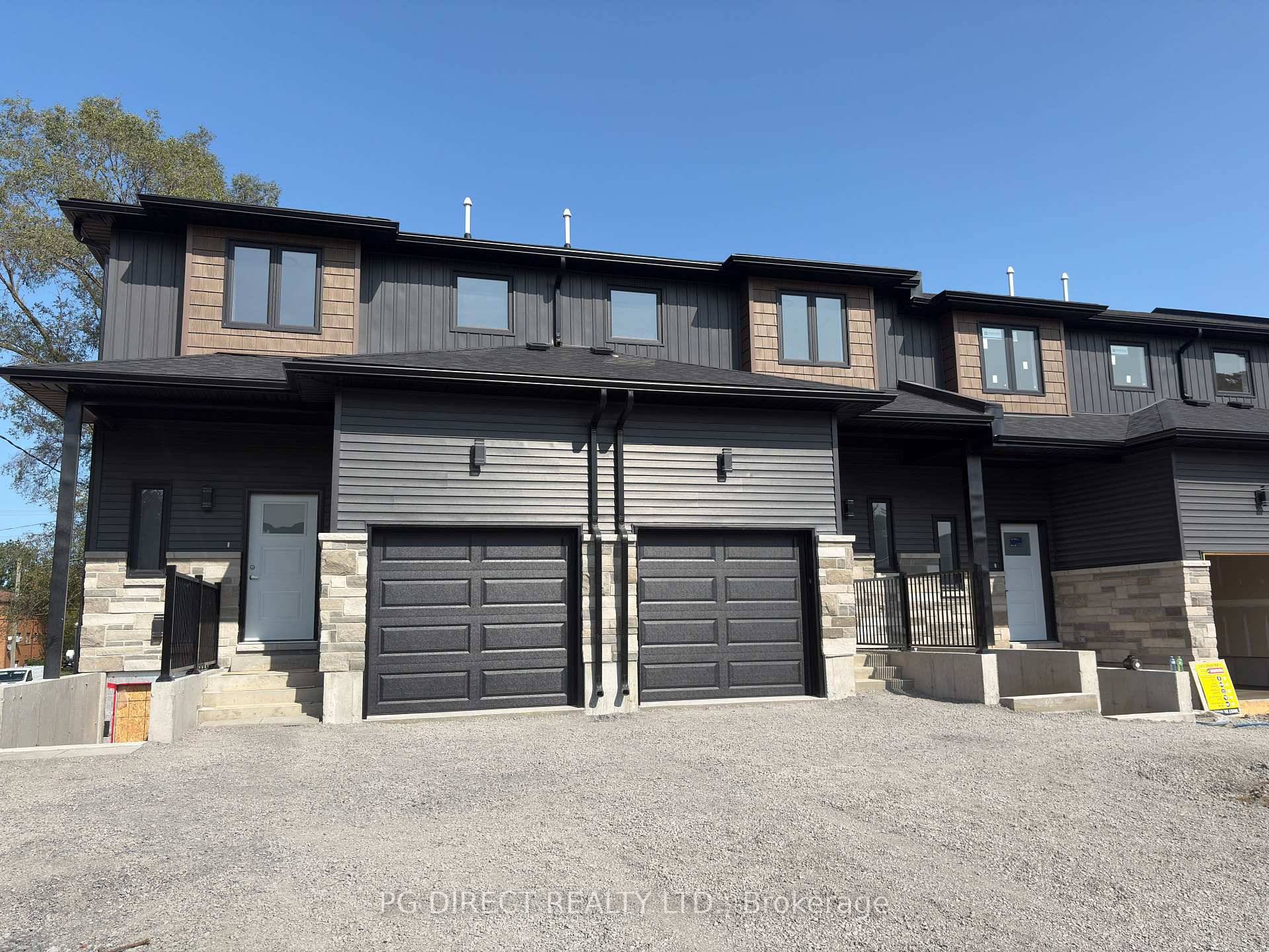 Visit REALTOR website for additional information.