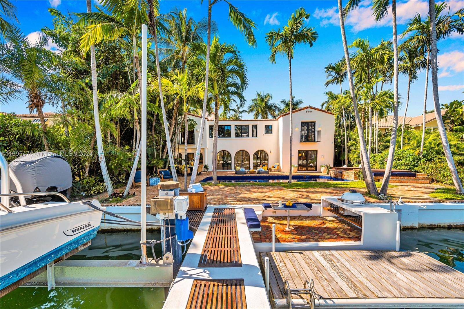 This stunning recently remodeled waterfront estate offers a perfect blend of timeless elegance amp ; modern luxury.