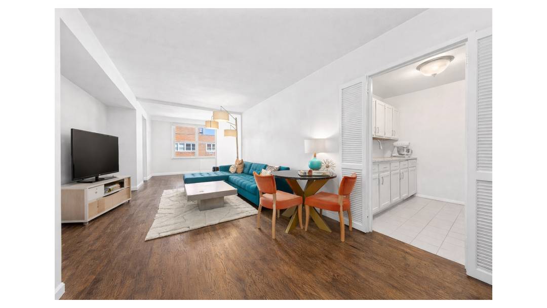 Incredible sun lit high floor renovated one bedroom with Empire State Building views.