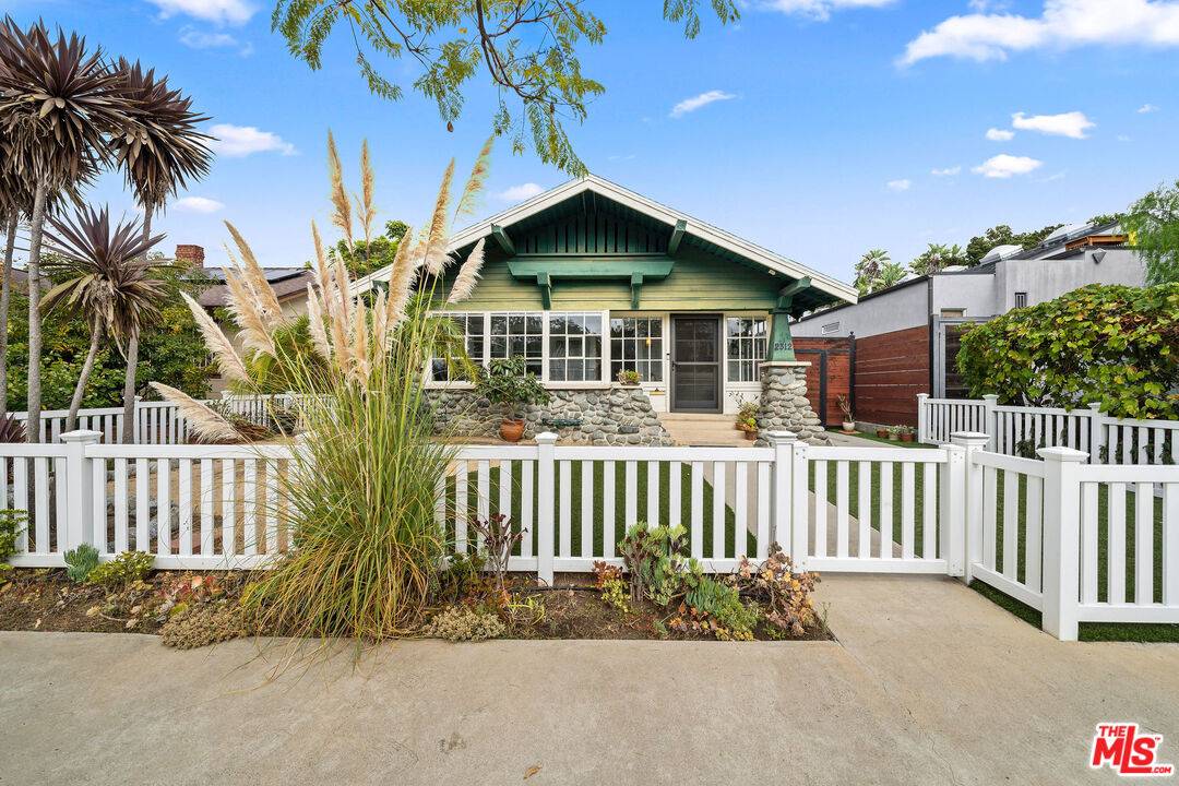 2312   Walnut Ave Marina Del Rey LA