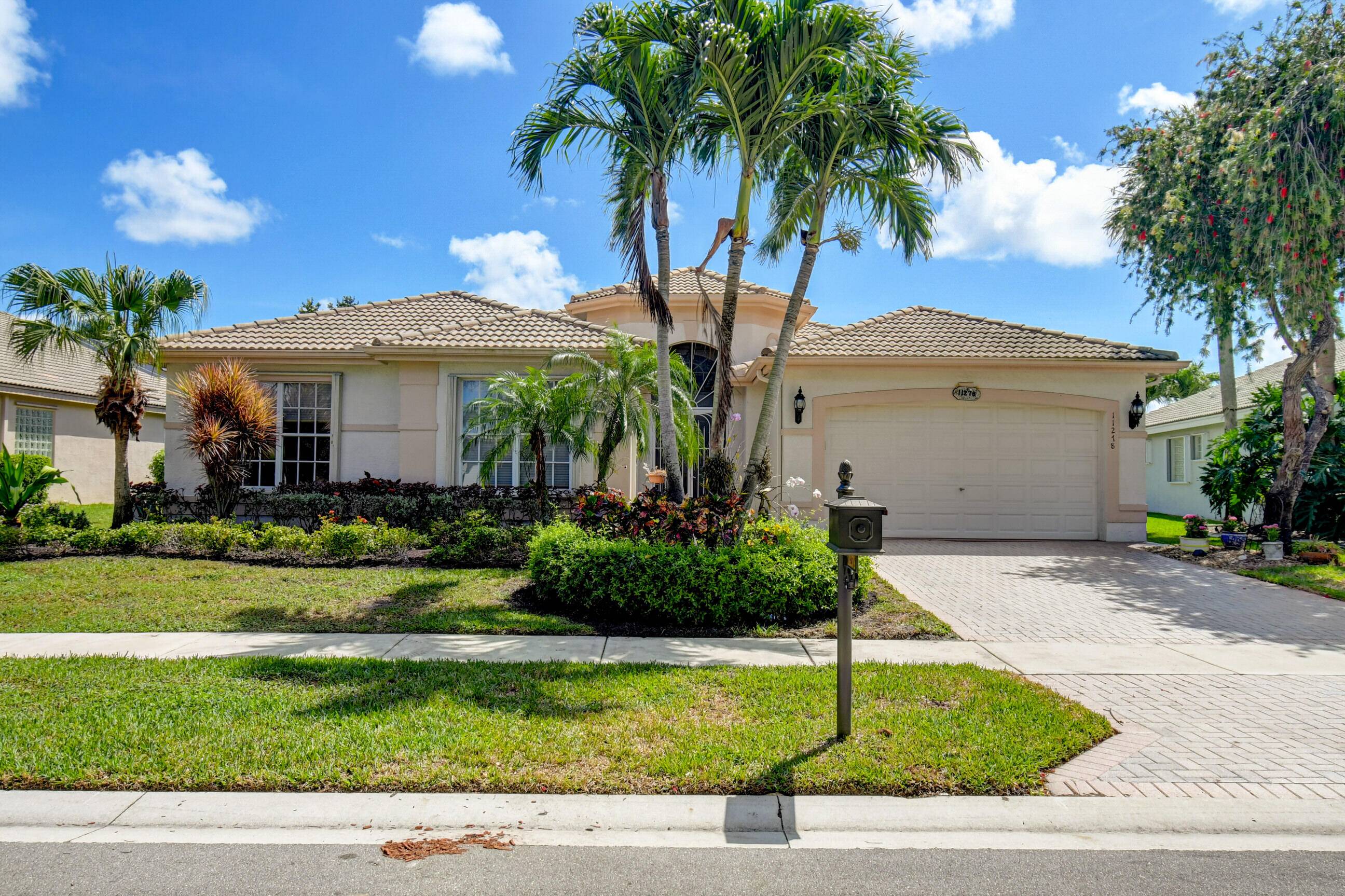 Welcome to 11278 Barca Blvd, a meticulously maintained residence in the sought after Valencia Lakes, a premier active adult community.