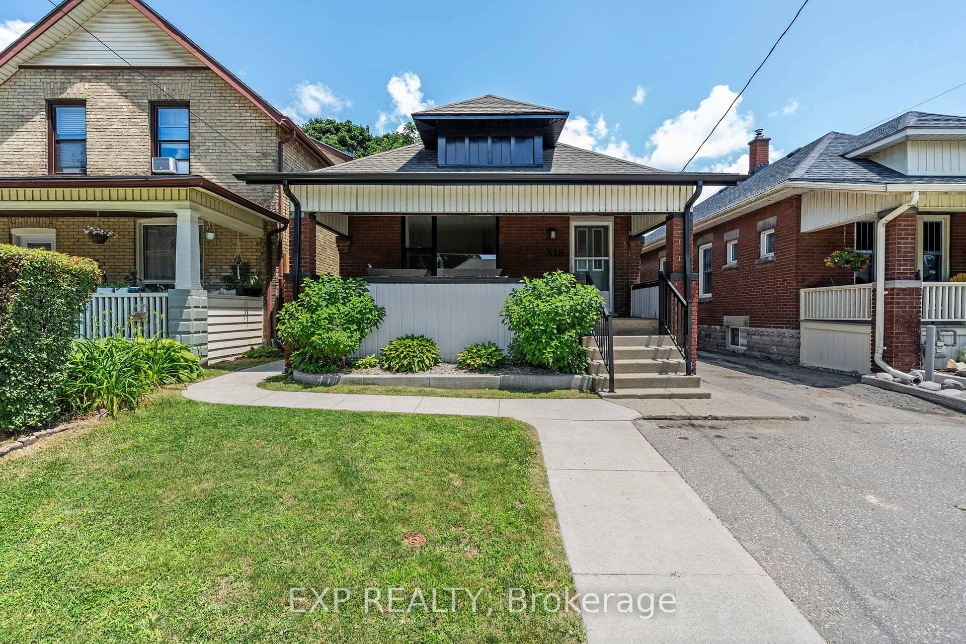 Welcome To This Spacious 3 Bedroom 1 Bathroom Home.