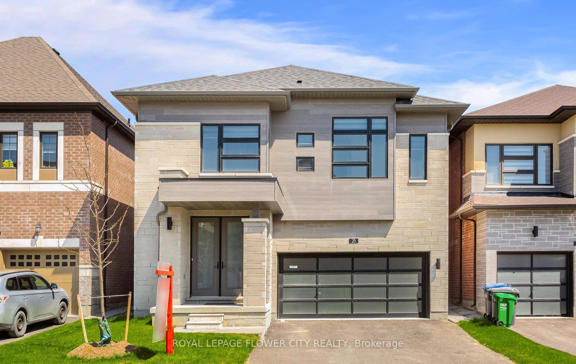 Welcome to 25 Icon St, an exquisite and meticulously maintained home.