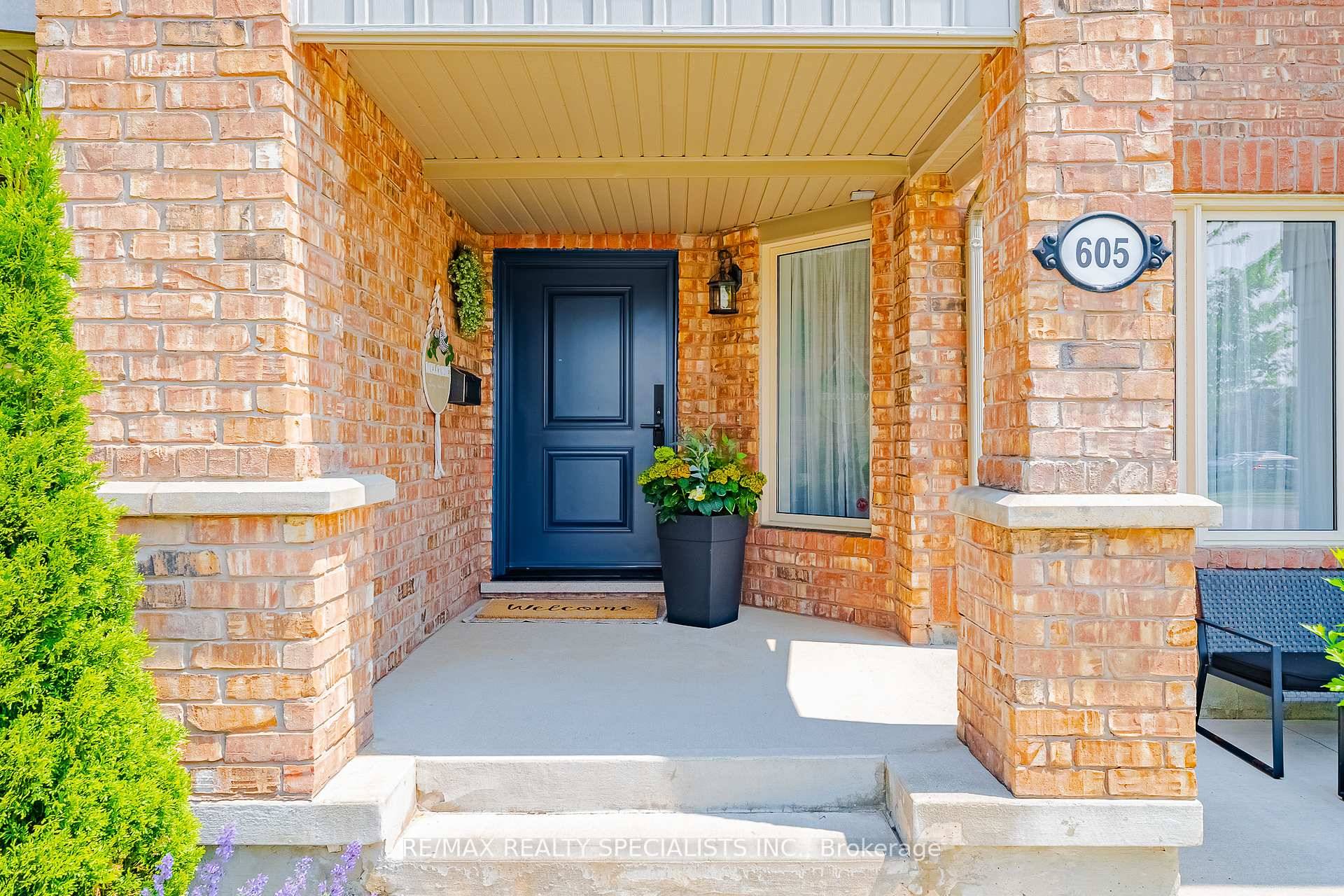 First time on the market and upgraded throughout, this 3 1 bedroom, 3 bathroom freehold executive townhome offers over 1, 850 sq ft of carpet free living in Milton's sought ...