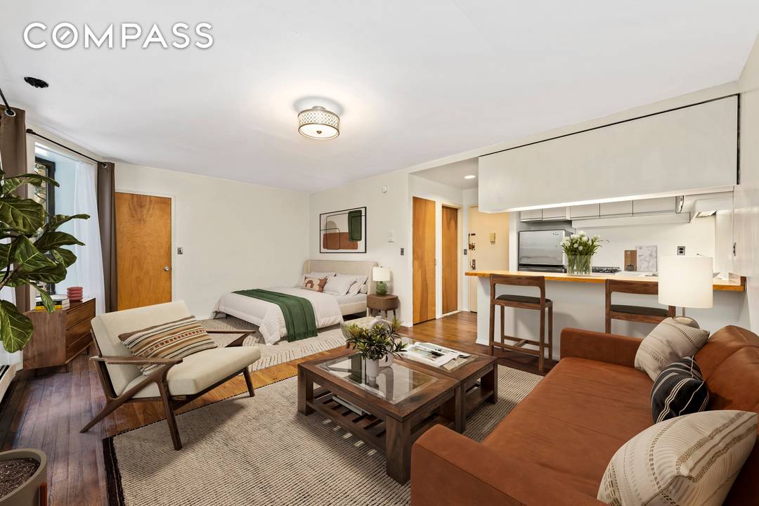 Find your new home in this very spacious, quiet, South facing alcove studio convertible one bedroom, located in a full service CONDO doorman building.
