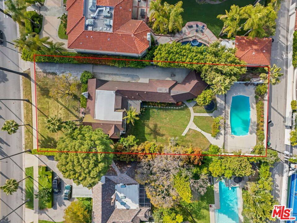 626  N Canon Dr 4.0 Beverly Hills Post Office | B.H.P.O. LA