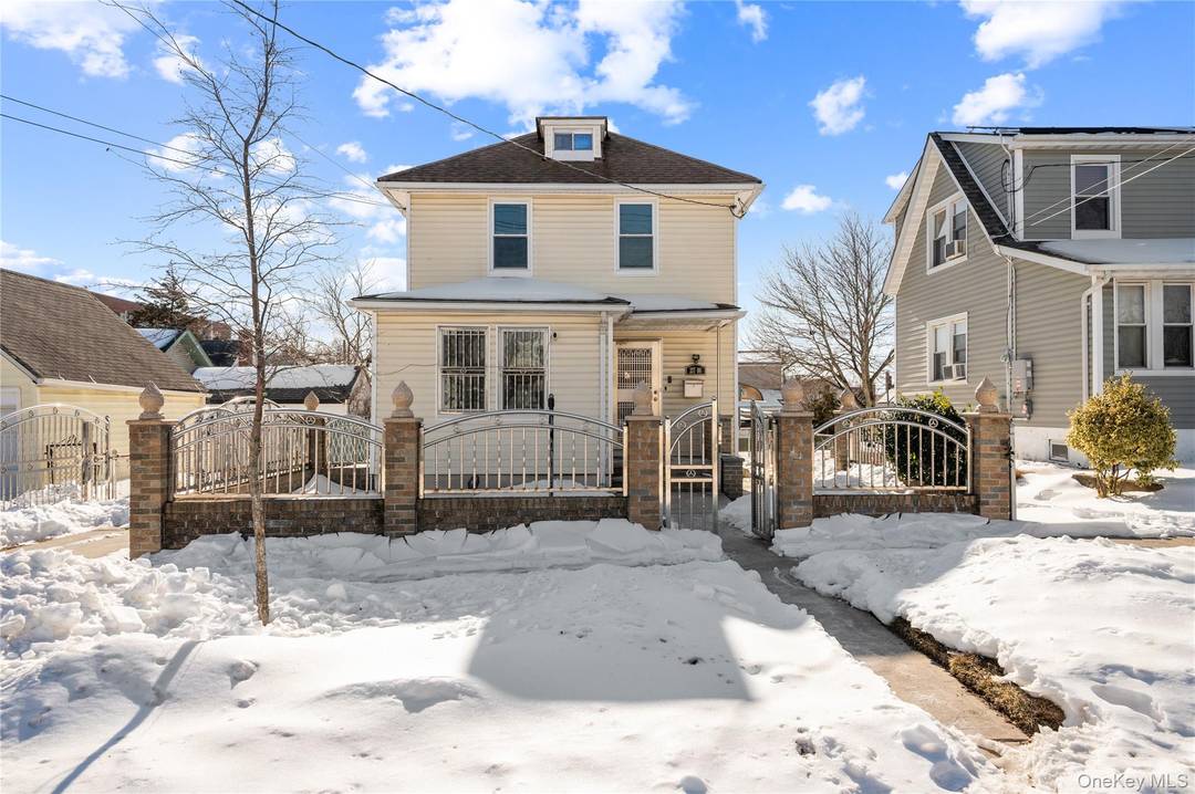 Charming Queens single family home offering 3 bedrooms, 2 full baths, and the convenience of a private driveway and garage.