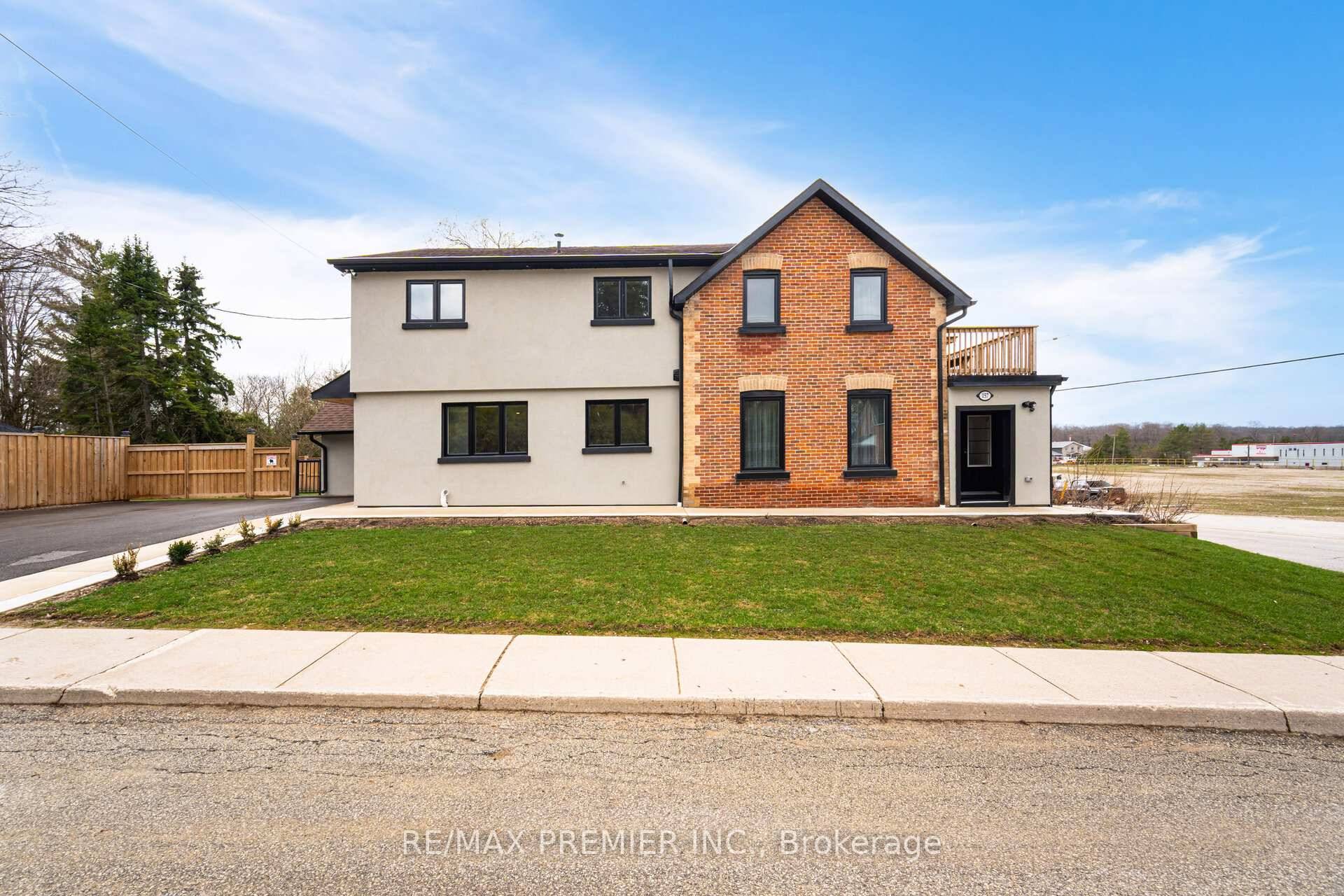 Fully Renovated Duplex in Markdale Ideal for Multi Generational Living or Investment !