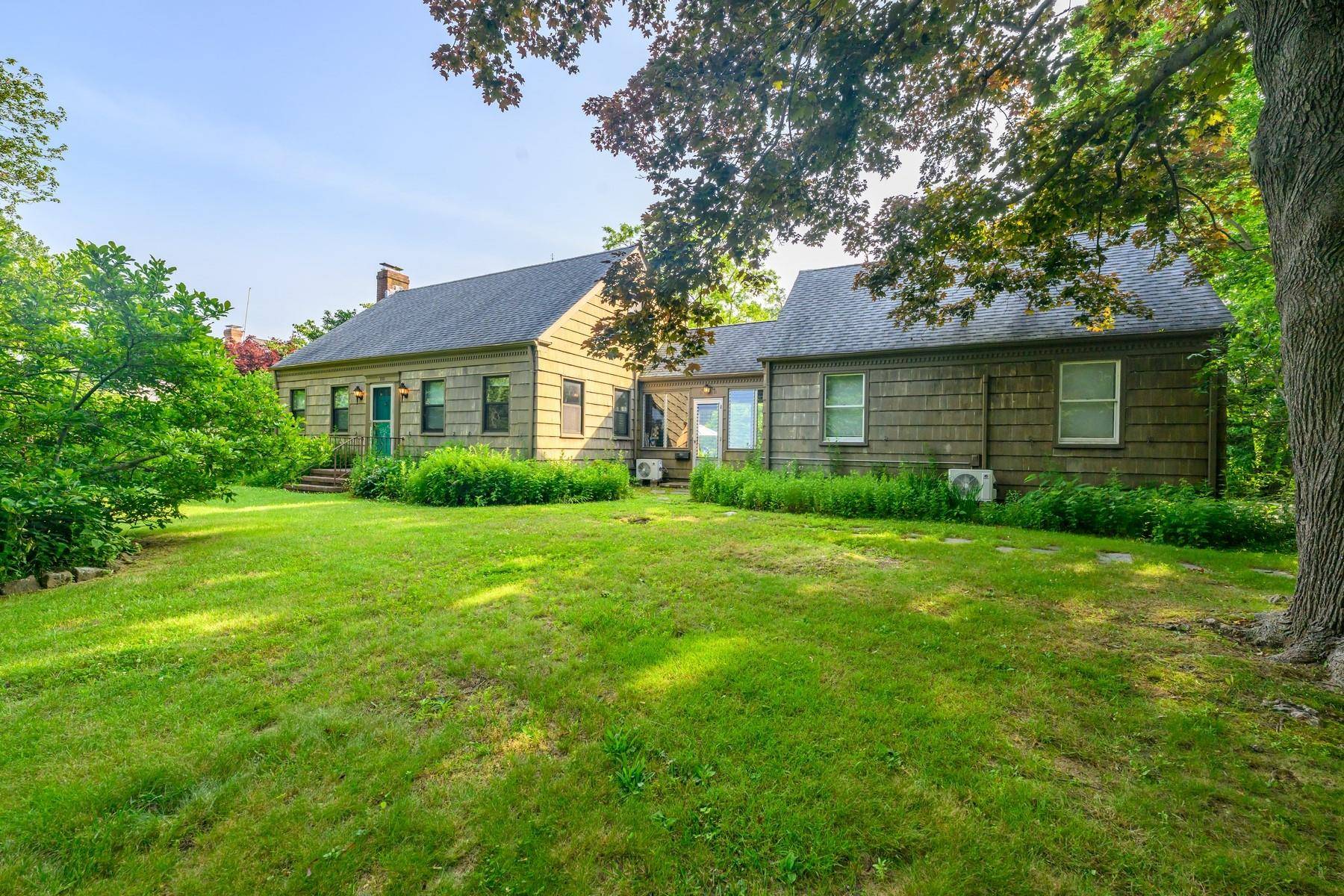A Creative Sanctuary in the Heart of Greenport.