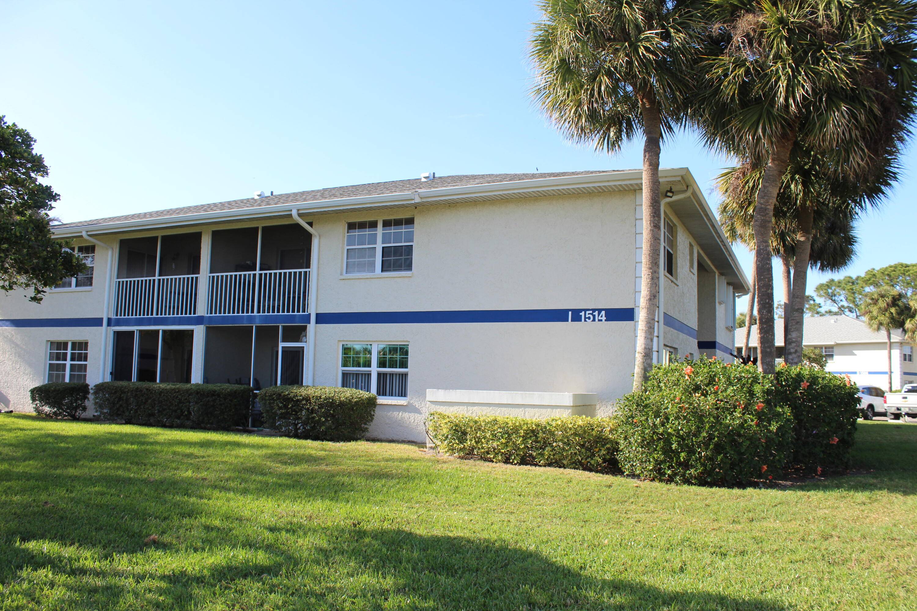 Beautiful two bathroom, two bathroom first floor condo in the highly desired community of Midport II.