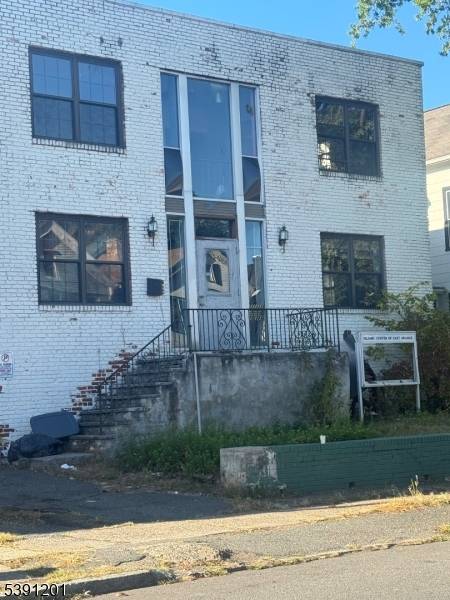 LOCATION LOCATION LOCATION A STAPLE IN THE EAST ORANGE COMMUNITY COME AND OWN A PIECE ; THIS PLACE HAS A TON OF POSSIBILITIES MIX USE AND RESIDENTIAL ALL IN THE ...
