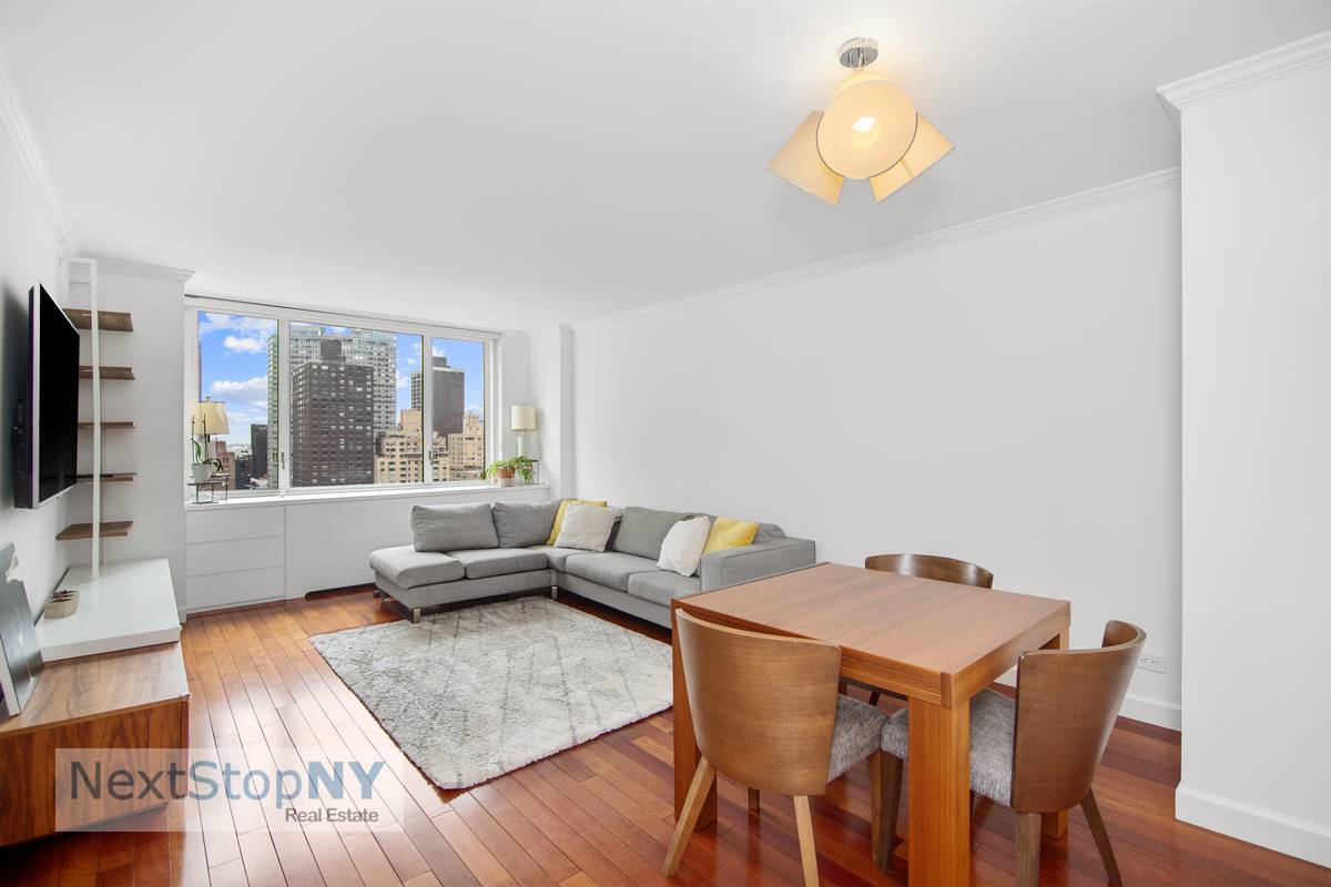If you're looking for open city views, this may be the one !