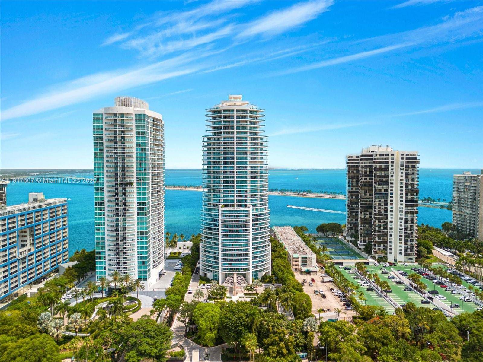 Experience elegant Miami living at Bristol Tower in Brickell, with this beautiful 1, 210 sq.