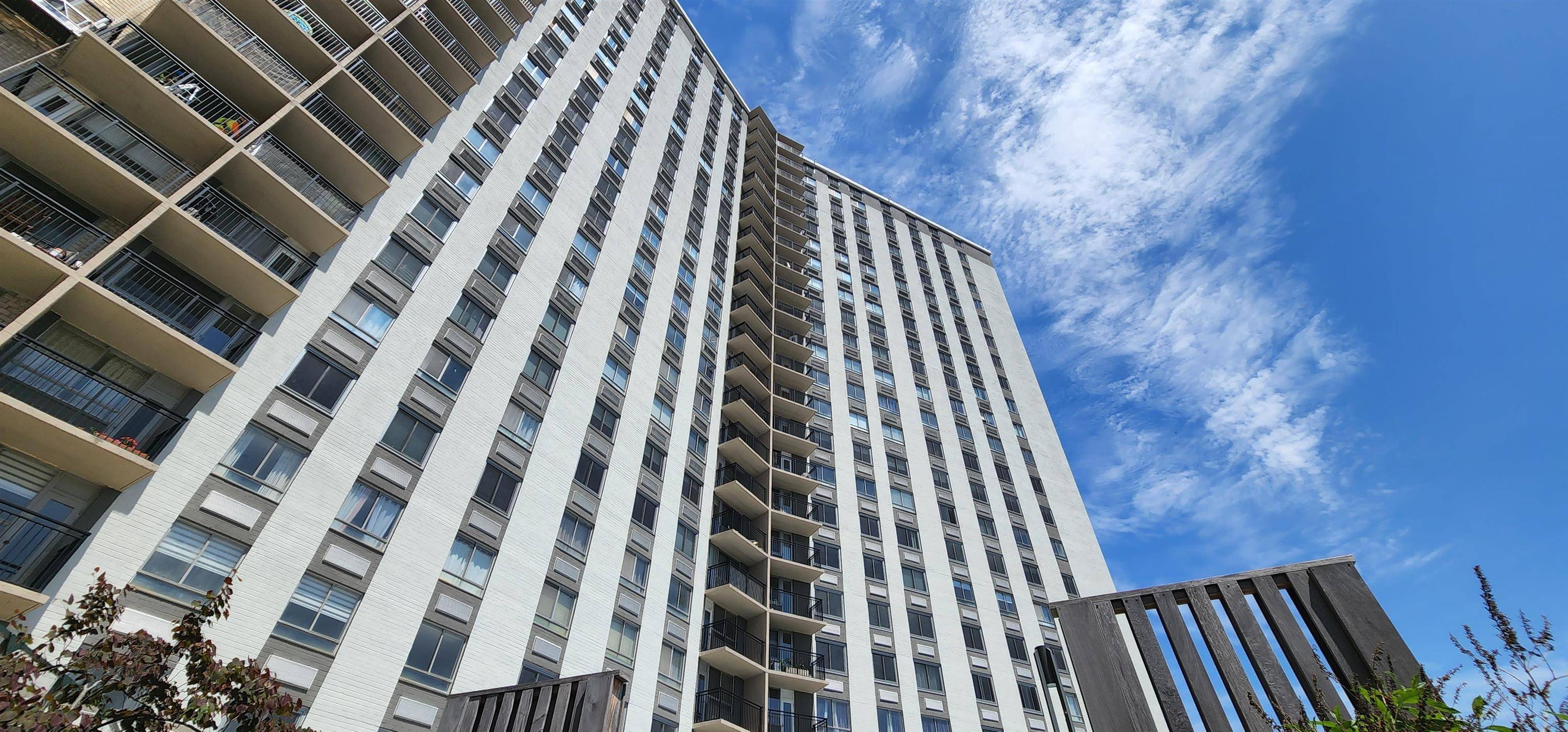 100 MANHATTAN AVE Condo New Jersey