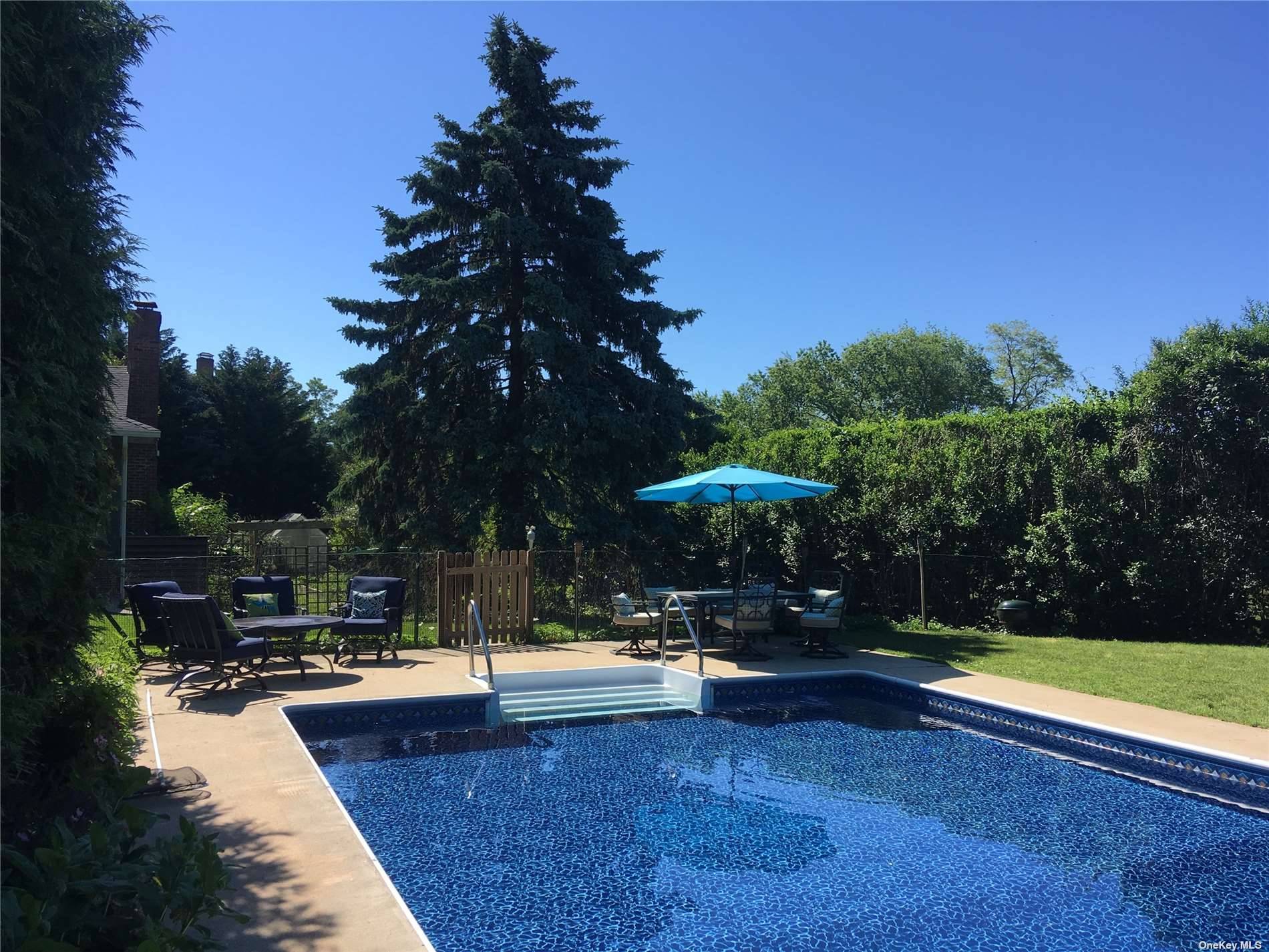 North Haven Private Community with Bay Beach Access !