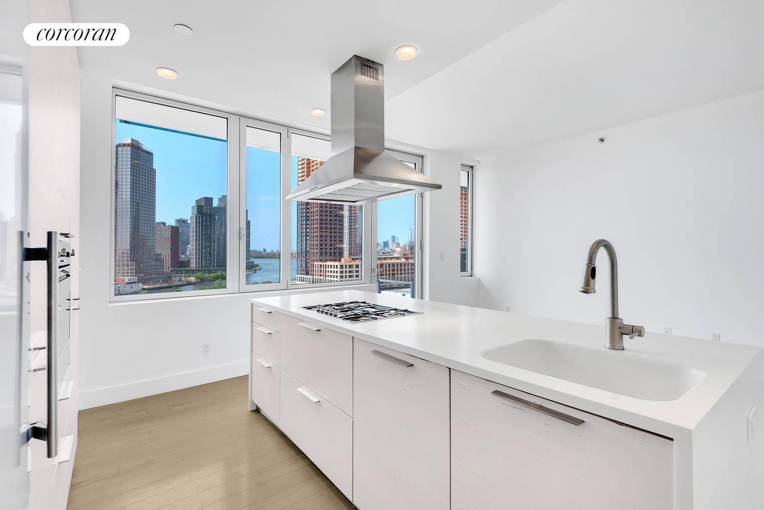 NEW Apartment 8K at The Murano is a massive mint condition 2 Bedroom 2 Bathroom Condo unit spread out over 1030sf with City and East River filled views in every ...