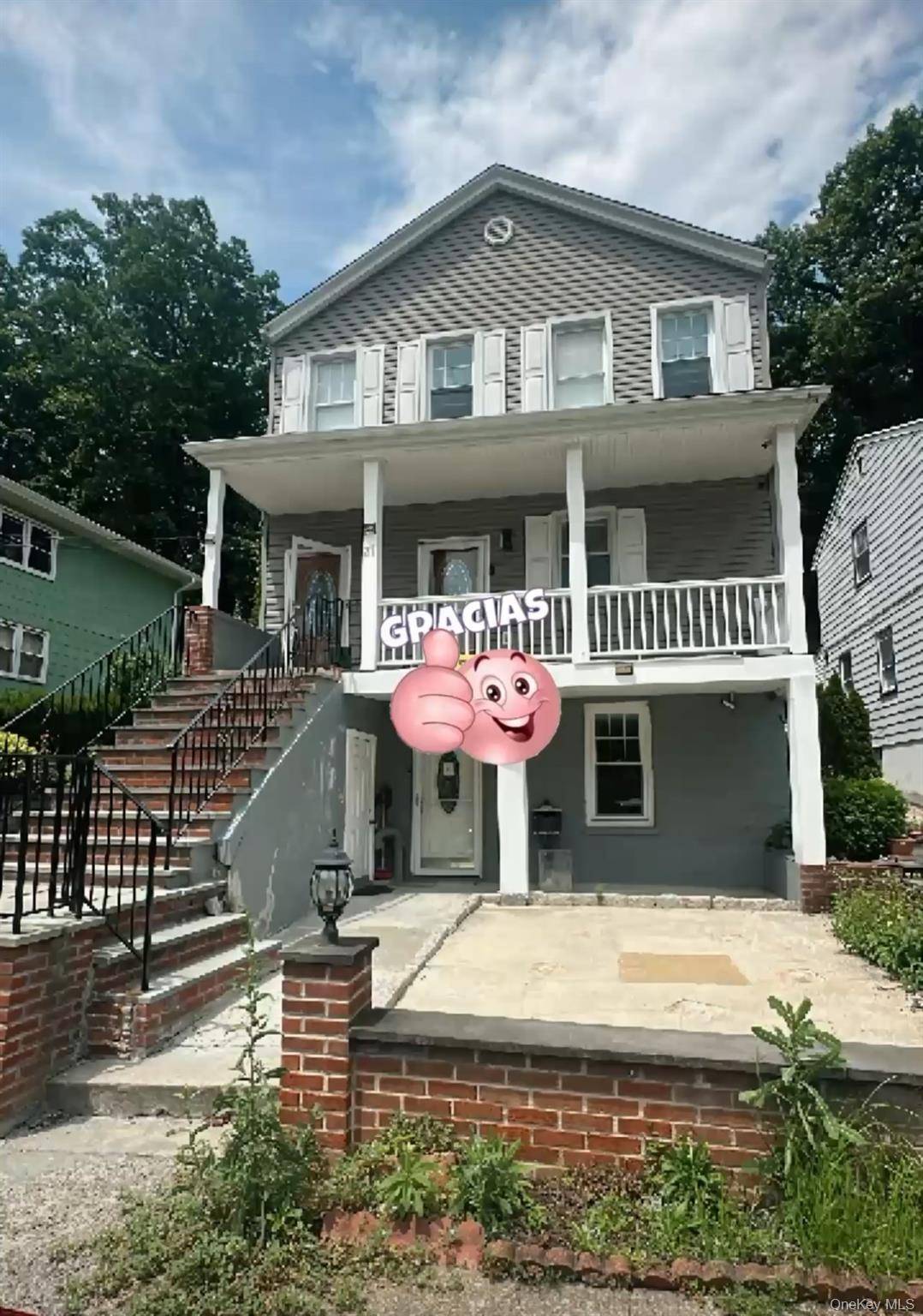 Legal 2 family home, situated just a 9 minute walk from Tuckahoe train station.