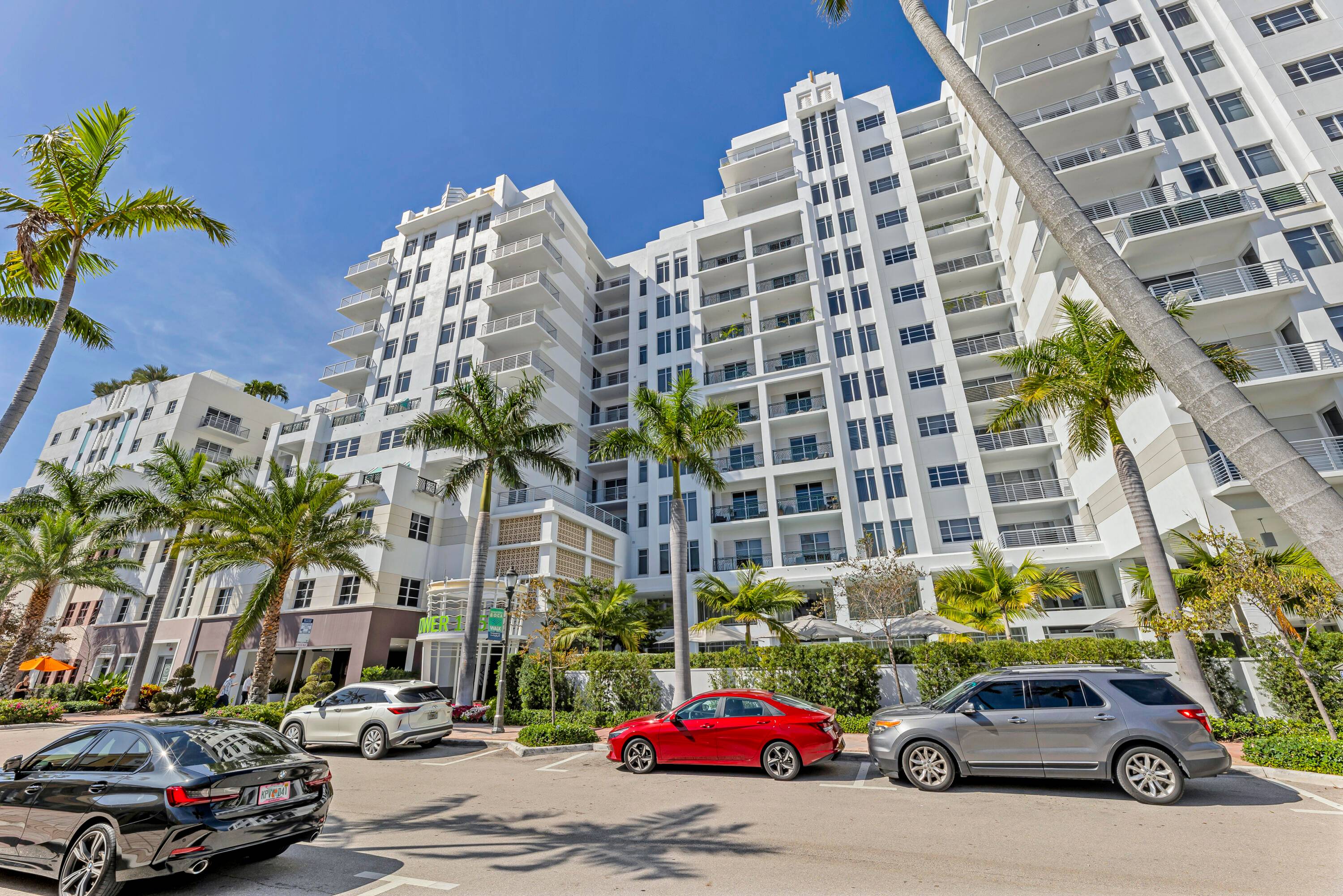 This stunning 6th floor corner residence offers expansive Eastern views and an open concept floor plan with luxurious custom upgrades.
