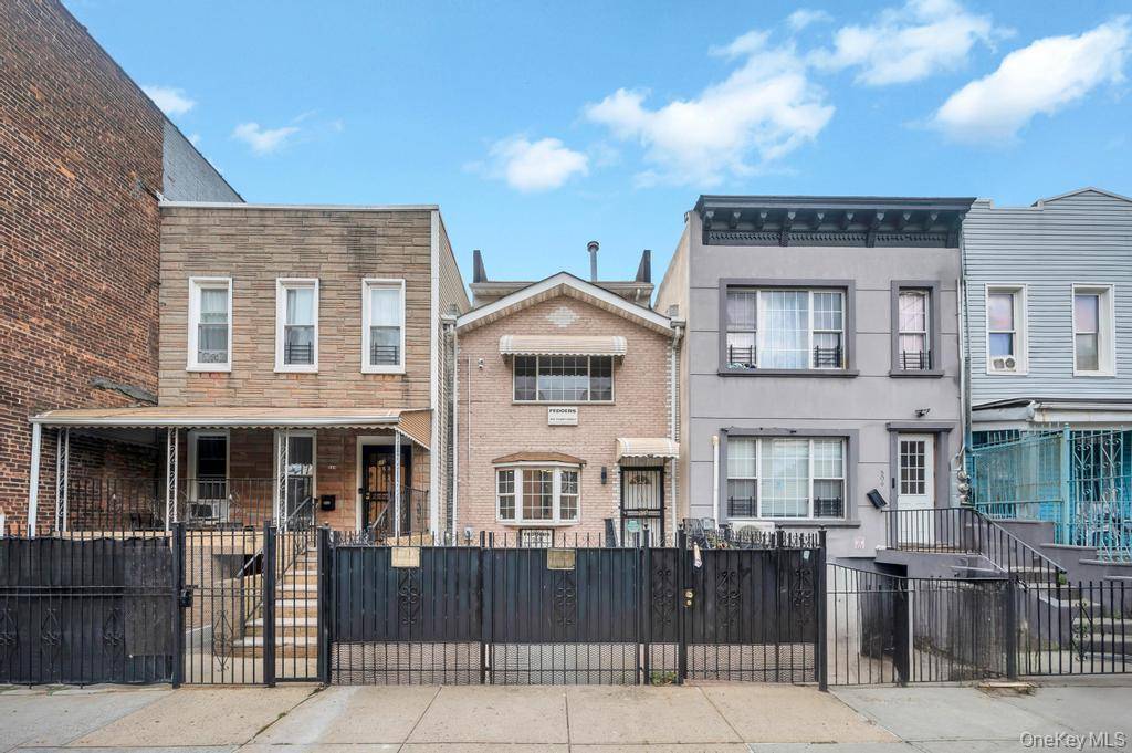 Welcome to 508 Warwick Street a beautifully renovated single family home offering modern finishes, generous living space, and a versatile layout.