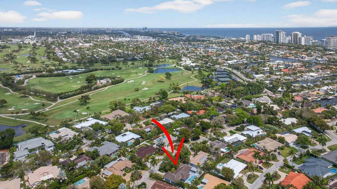 Sought after Coral Ridge Country Club Estates !