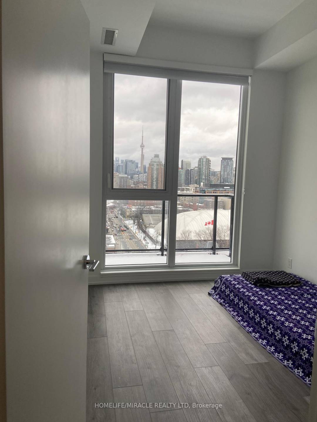 Welcome to the ultimate urban oasis at XO2 Condos !