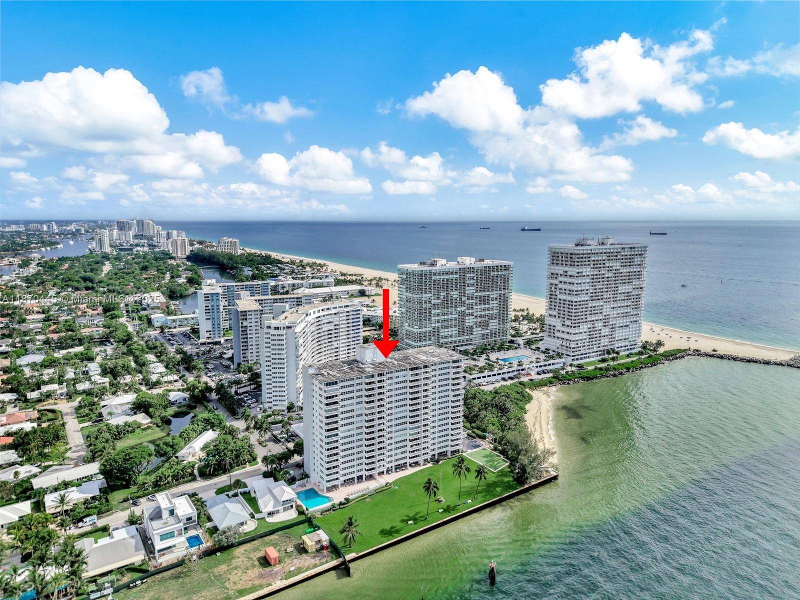 Updated 2161 square feet 3 bedroom 2 1 2 bath apartmet with large balcony on prime location.