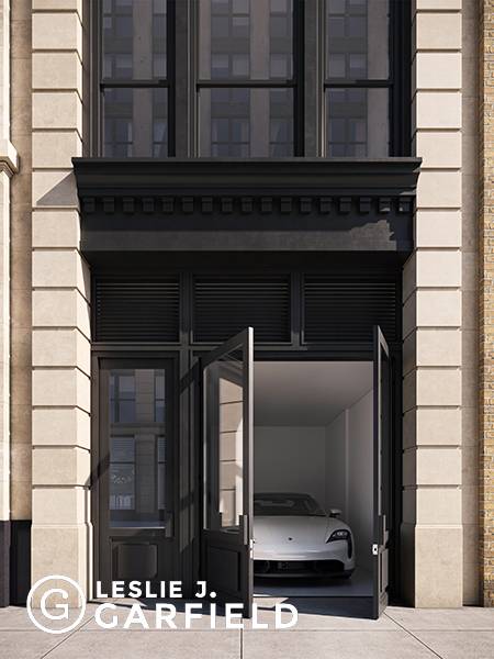 34 West 21 st Street is located in the heart of the Flatiron District, neighboring the Chelsea and Union Square communities.