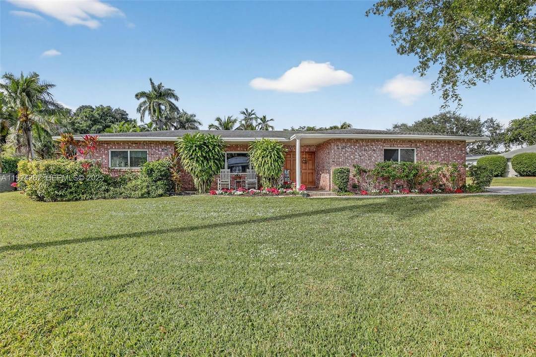Welcome to this beautiful 4 bedroom, 2 bath home nestled in the highly desirable Plantation Acres, located on a quiet cul de sac.
