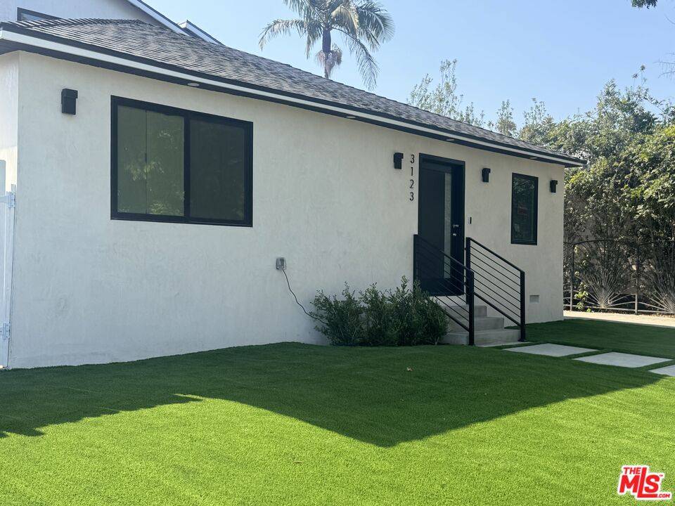 3123   Oakhurst Ave 4BR La