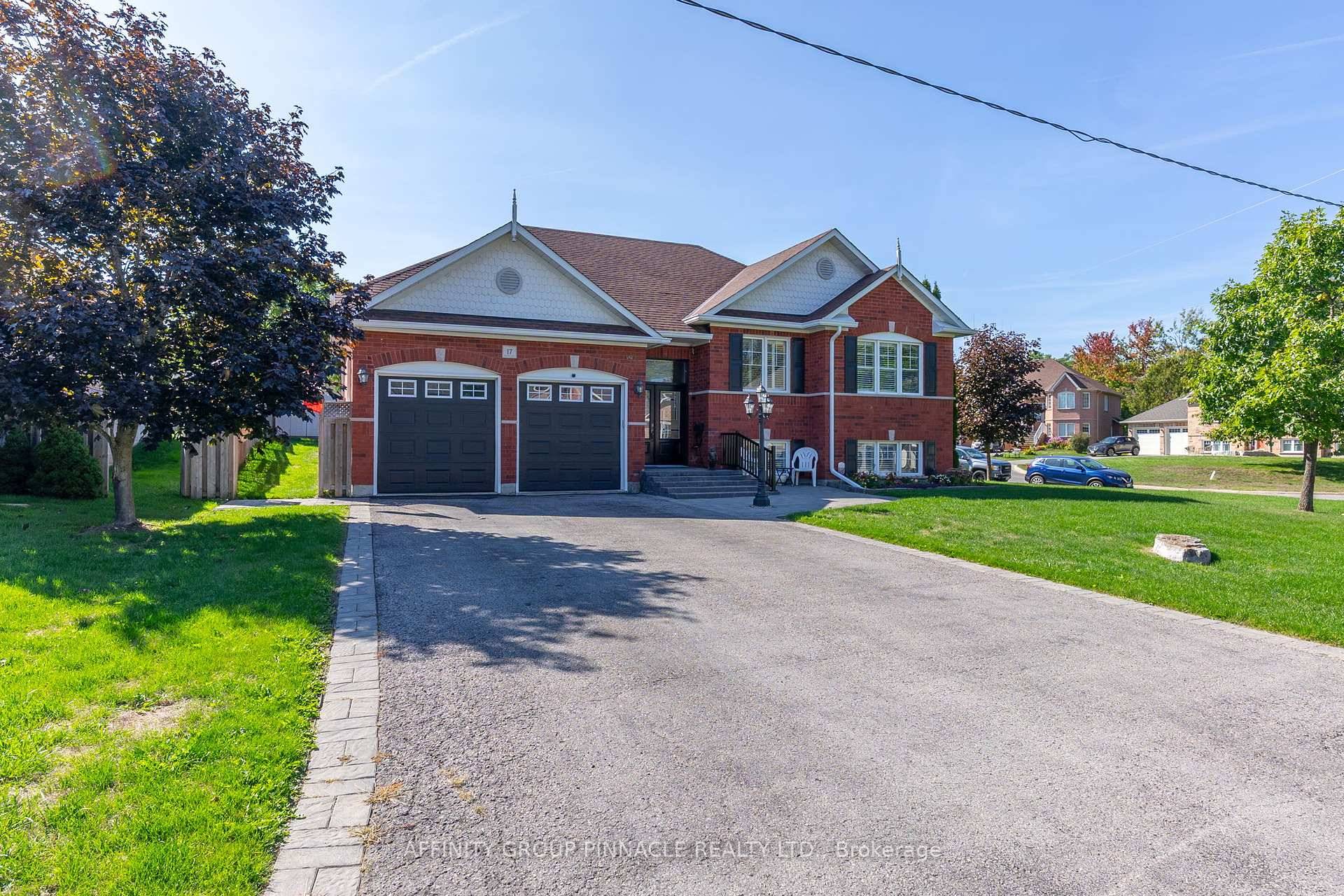 All brick raised bungalow in Lindsays sought after North Ward !