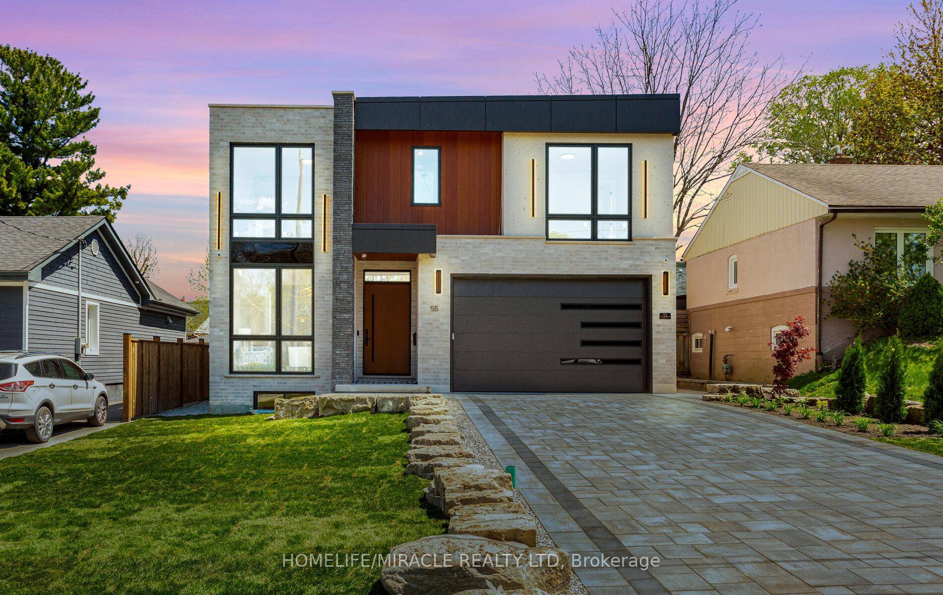 LUXURY CUSTOM SMART HOME !
