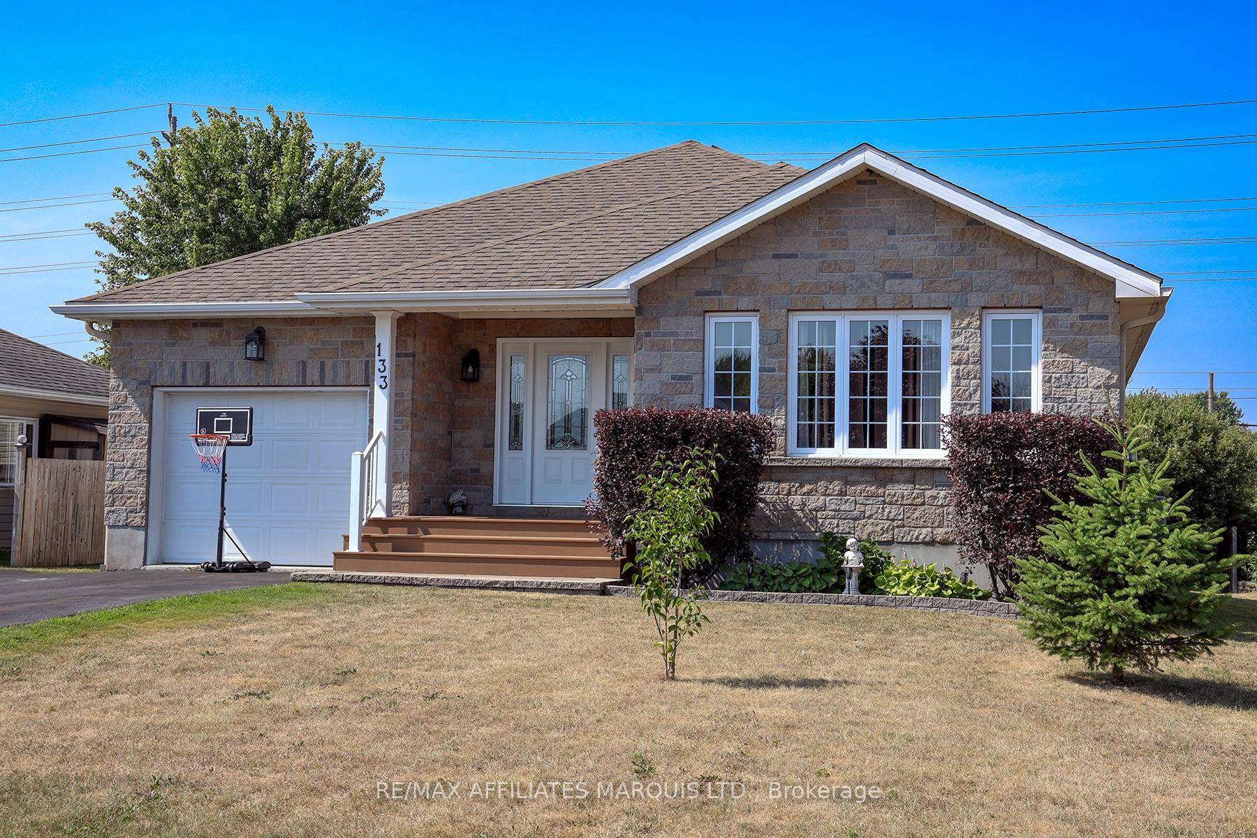 Offered for sale by the original owner, this brick and vinyl sided side split has been lovingly maintained and is ready for its next chapter.