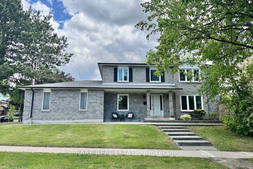 A royal welcome awaits at 97 Kings College Road, located in highly desirable Willowbrook !