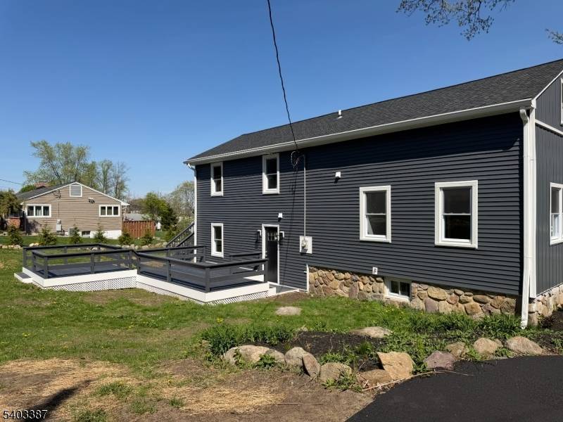 Do you want the LAKE LIFE ?