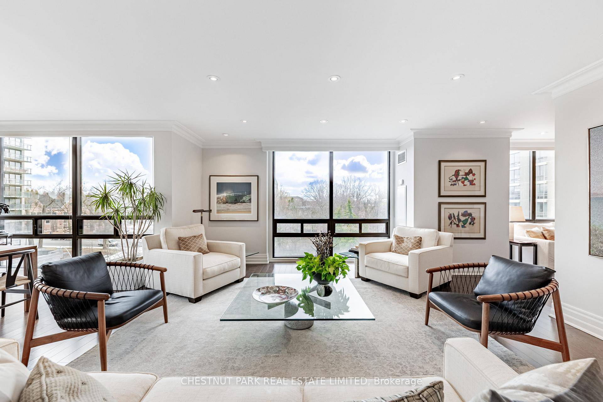 Welcome to the quintessential suite for imaginative, glamorous amp ; convenient luxury living in this meticulously renovated showpiece of innovative, contemporary, architecturally inspired design amp ; craftsmanship.