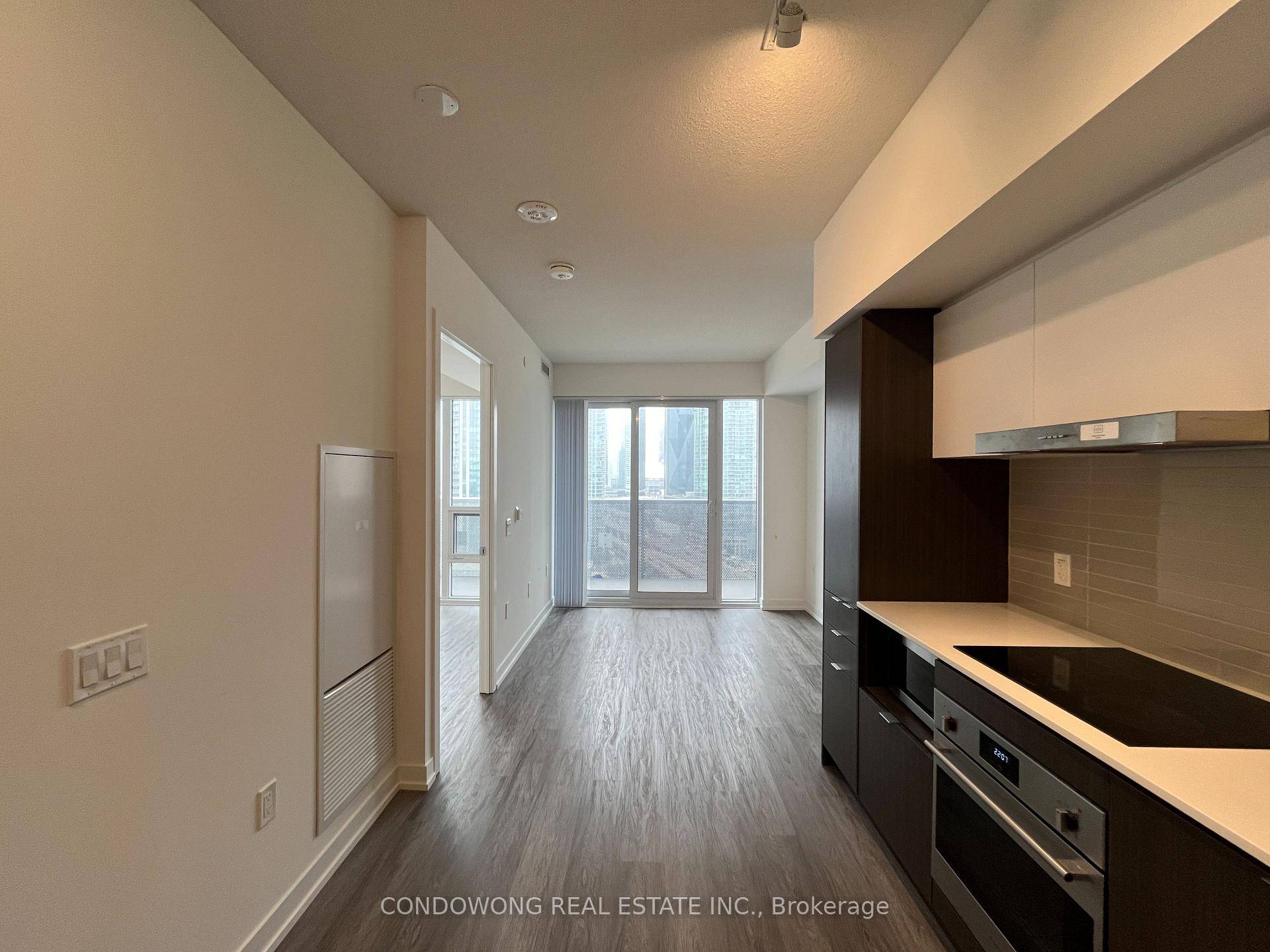 This Luxury Sugar Wharf Condo By Menkes, West Facing One Bed Unit With Balcony !